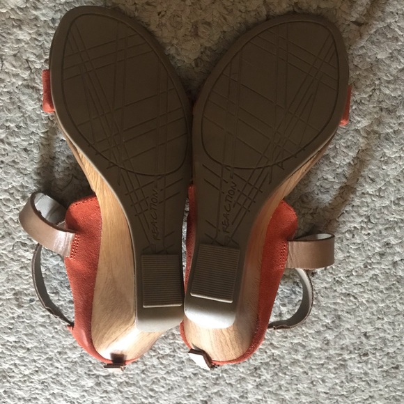 Ladies wedge heels - Picture 3 of 4